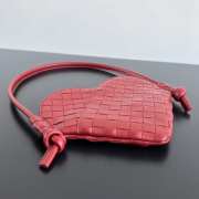 Uubags | Bottega Veneta Intreccio heart calfskin leather heart-shaped pouch in dark red 13x14x1cm - 4