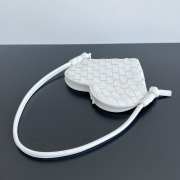 Uubags | Bottega Veneta Intreccio heart calfskin leather heart-shaped pouch in white 13x14x1cm - 5