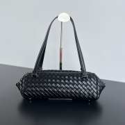 Uubags | Bottega Veneta Let's Go bag with elongated foldable shape in padded Intrecciato leather black - 1