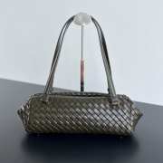 Uubags | Bottega Veneta Let's Go bag with elongated foldable shape in padded Intrecciato leather olive oil - 1