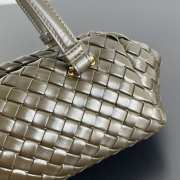 Uubags | Bottega Veneta Let's Go bag with elongated foldable shape in padded Intrecciato leather olive oil - 5