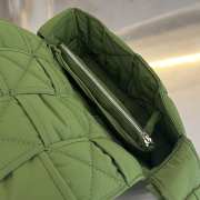 Uubags | Bottega Veneta Padded Tech Cassette padded intreccio nylon bag in green 15x30x7.5cm - 3