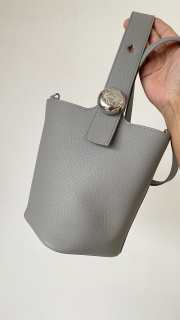 Uubags | Loewe mini Pebble bucket bag in grey mellow calfskin 16x16x19.5cm - 1