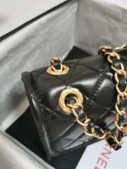 Uubags | Chanel Flap Bag Shiny Crumpled Calfskin & Gold-Tone Metal Black 19.5x28x7cm - 5