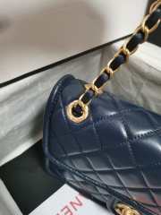 Uubags | Chanel Flap Bag Shiny Crumpled Calfskin & Gold-Tone Metal Navy Blue 19.5x28x7cm - 4