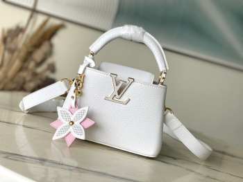 Uubags | Louis Vuitton M21416 Capucines Mini Bag In Snow White 13.6x8x21cm