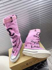 Uubags | Chanel 3D printed high canvas boots in pink - 6