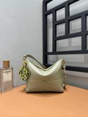 Uubags | Loewe Puzzle fold pouch in clay green shiny nappa calfskin 23x15.5x6.5cm - 2