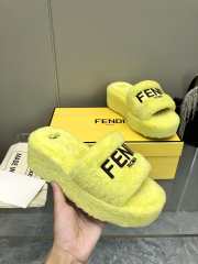 Uubags | Fendi fur slides in yellow 6cm - 4