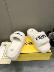 Uubags | Fendi fur slides in white 6cm - 2