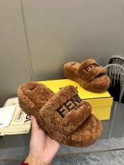 Uubags | Fendi fur slides in brown 6cm - 3