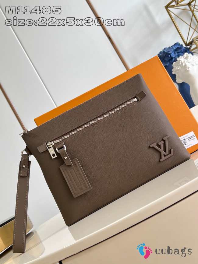 Uubags | Louis Vuitton M11485 Takeoff Pouch In Moka Brown 22x5x30cm - 1