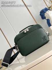 Uubags | Louis Vuitton M11657 Avenue Messenger Bag Green 15.5x7.5x22.5cm - 1