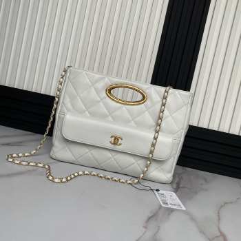 Uubags | Chanel Clutch Lambskin & Gold Plated Metal In White 24x34x8cm