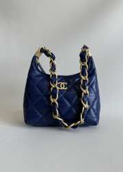 Uubags | Chanel Small Hobo Bag Shiny Lambskin & Gold Plated Metal Blue 22.5x19.5x8.5cm - 1