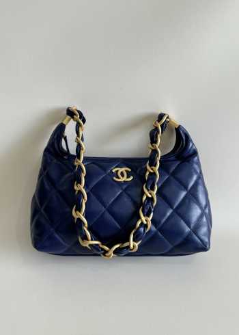 Uubags | Chanel Hobo Bag Shiny Lambskin & Gold Plated Metal Blue 24x26x9.5cm