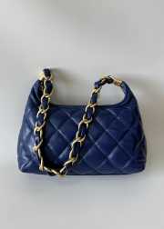 Uubags | Chanel Hobo Bag Shiny Lambskin & Gold Plated Metal Blue 24x26x9.5cm - 6