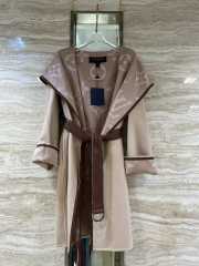 Uubags | Louis Vuitton 1A4PE7 Hooded Wrap Coat In Brown - 2