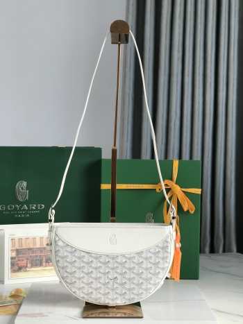 Uubags | Goyard Hirondelle bag in white 25x6x17cm