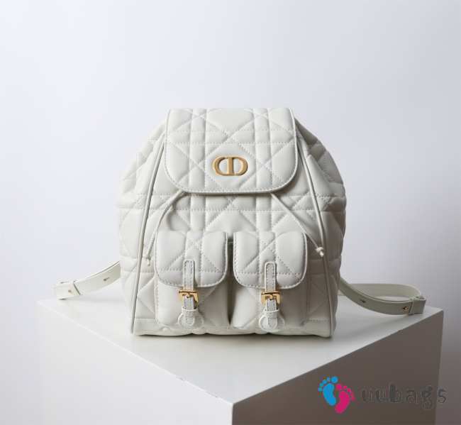 Uubags | Medium Dior Caro Backpack White Macrocannage Lambskin 23x26.7x12.5cm - 1