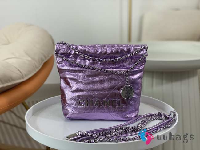 Uubags | Chanel 22 Mini Bag Metallic Dark Purple Lambskin & Lacquered Metal Silver 19x20x6.5cm - 1