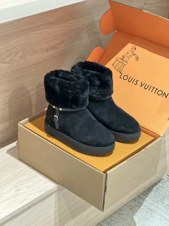 Uubags | Louis Vuitton 1AC78K Ski Aspen Platform Ankle Boot In Black 