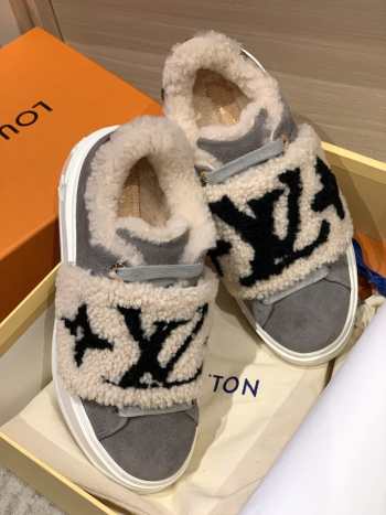 Uubags | Louis Vuitton Time out Monogram Lamb Fur Sneaker In Grey