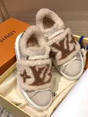 Uubags | Louis Vuitton Time out Monogram Lamb Fur Sneaker In Beige - 1