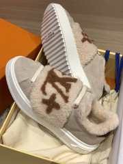 Uubags | Louis Vuitton Time out Monogram Lamb Fur Sneaker In Beige - 2