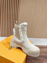 Uubags | Louis Vuitton Ruby Flat Ankle Boot In Cream Suede - 3