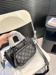 Uubags | Louis Vuitton M12627 Book Now Keepall Bandoulière 25 Bag 25x15x11cm - 2