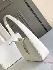 Uubags | YSL Le 5 À 7 in white smooth leather with gold buckle 24.5x6x15cm - 4