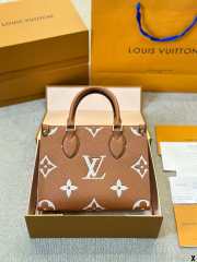 Uubags | Louis Vuitton M12513 OnTheGo PM Bag 25x19x11.5cm - 5