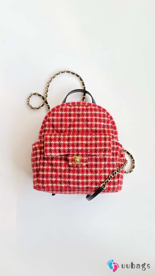 Uubags | Chanel Backpack in Red Tweed 28x26x11cm - 1