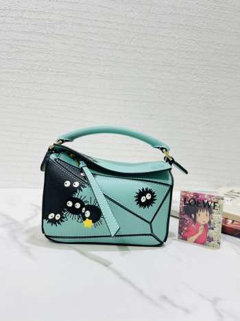 Uubags | Loewe x Studio Ghibli Collabo Spirited Away Susuwatari Puzzle Bag Mini In Mint Green 18cm