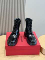 Uubags | Ferragamo Combat boot with maxi-tongue in black patent - 6