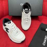 Uubags | Chanel Suede & Calfskin Sneaker Black/white - 2