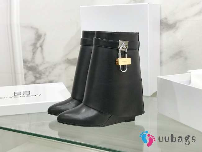 Uubags | Givenchy Shark Lock Ankle Boots In Black Leather 9cm - 1