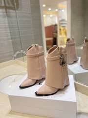 Uubags | Givenchy Shark Lock Cowboy ankle boots in light beige aged leather 6cm - 5