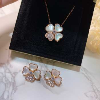 Uubags | Van Cleef & Arpels Cosmos clip pendant, 18K rose gold, diamond, mother-of-pearl necklace