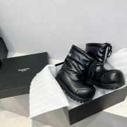 Uubags | Balenciaga Alaska Low padded boots in black lambskin leather - 1