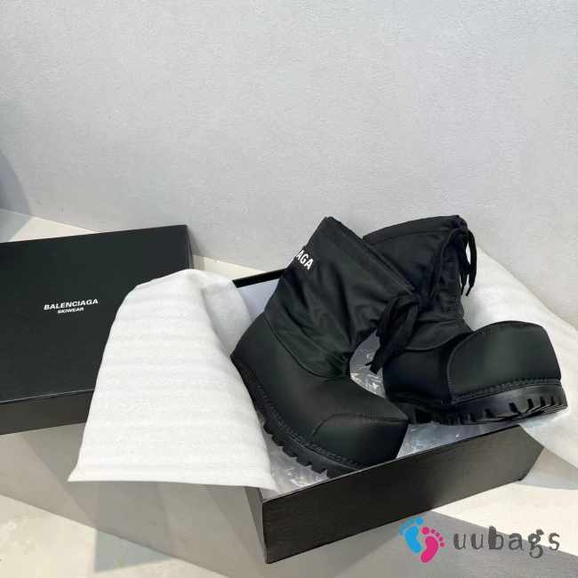 Uubags | Balenciaga Alaska Low Boot in black nylon - 1