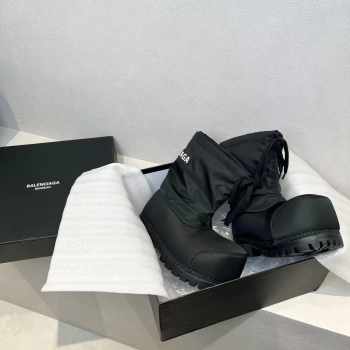 Uubags | Balenciaga Alaska Low Boot in black nylon