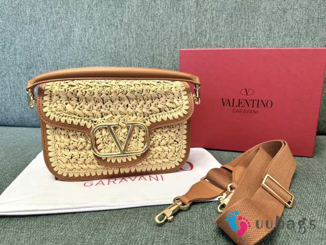 Uubags | Valentino Garavani Alltime Vlogo Flap Crochet Bag In Brown 23.5x18x8cm - 1