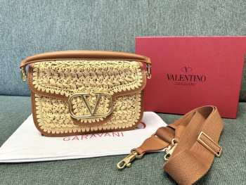 Uubags | Valentino Garavani Alltime Vlogo Flap Crochet Bag In Brown 23.5x18x8cm