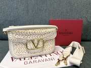 Uubags | Valentino Garavani Alltime Vlogo Flap Crochet Bag In White 23.5x18x8cm - 6