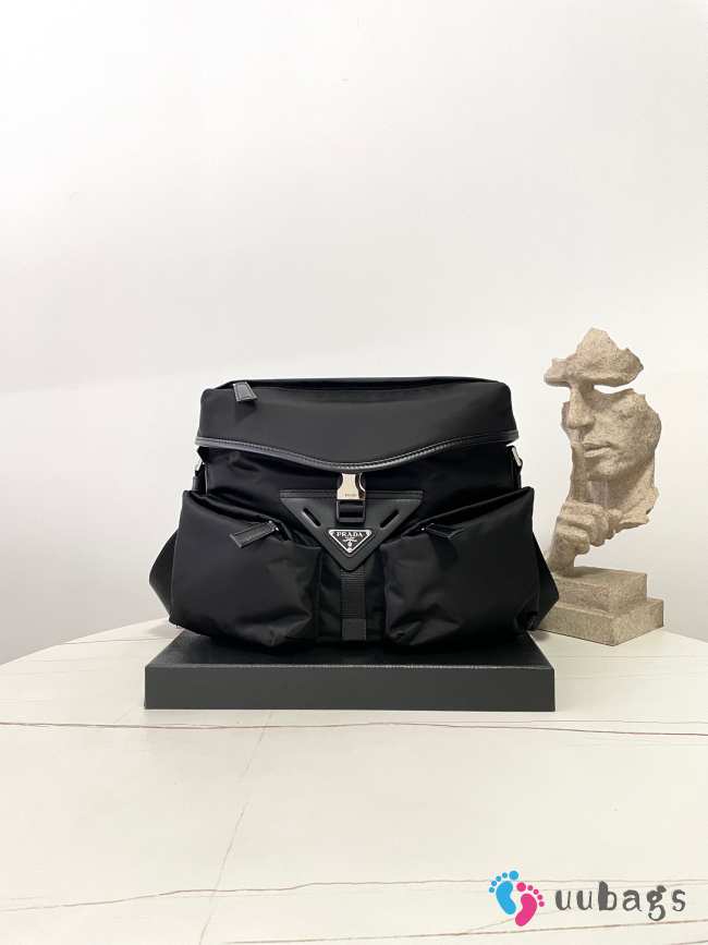 Uubags | Prada 2VD062 Re-Nylon and leather bag in black 29x23x15cm - 1