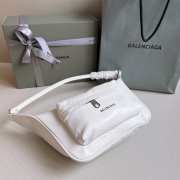 Uubags | Balenciaga Raver Shoulder Bag In White 24.5x22x7cm - 5