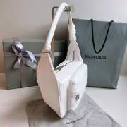 Uubags | Balenciaga Raver Shoulder Bag In White 24.5x22x7cm - 3