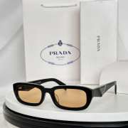 Uubags | Prada PRB06S sunglasses with logo - 1